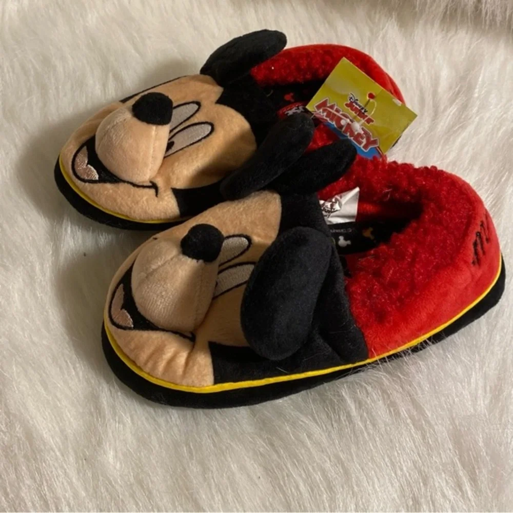 New Mickey Mouse‎ Slipper Size 9-10
